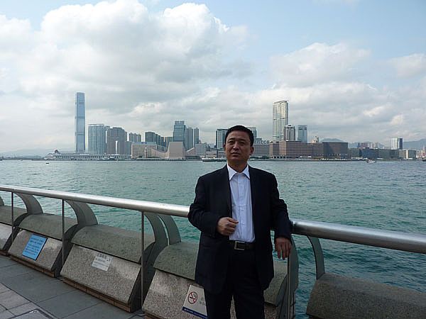 河北新宇宙：與科研機構合作研發移動警務室