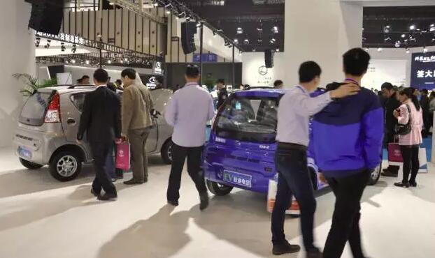 躍迪汽車強勢登錄南京新能源汽車展，引領行業發展新軌道