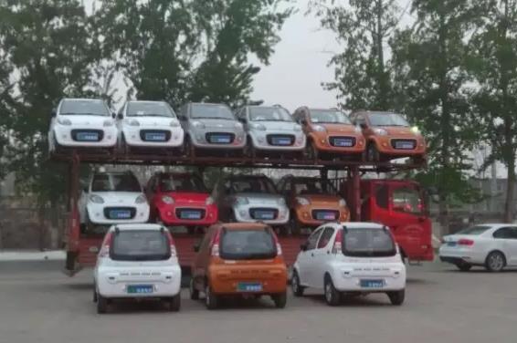 躍迪電動汽車批量發車邢臺——安全快樂伴您行