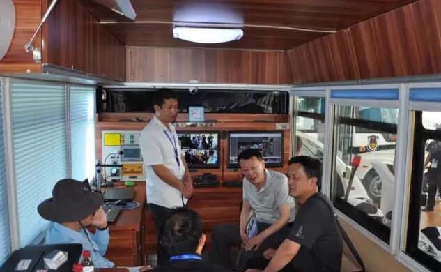 躍迪移動測速卡口、躍迪定制智能人臉識別成為本屆警用裝備博覽會焦點