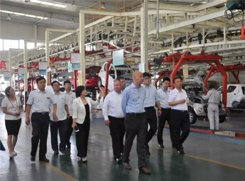 電動(dòng)汽車生產(chǎn)廠家