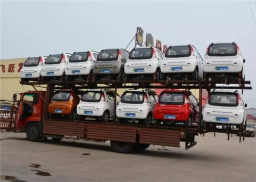 電動(dòng)轎車(chē)