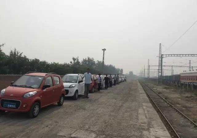 躍迪電動汽車批量發車貴州貴陽——躍迪發力鐵路貨物運輸，及時滿足用戶需求