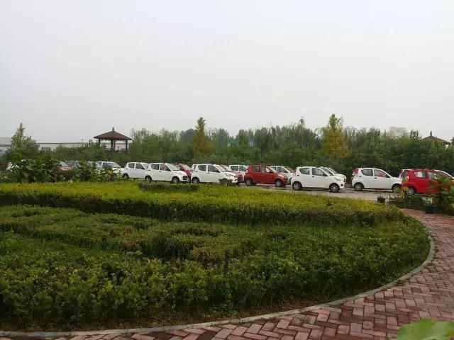 躍迪電動汽車總裝下線