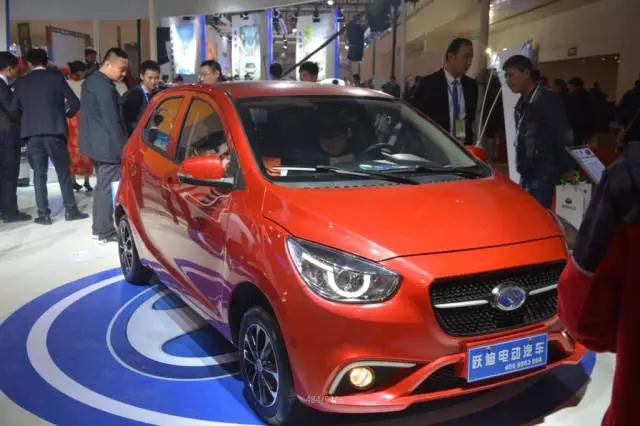 躍迪智能家族集結(jié)亮相鄭州展，萬人見證，共贏未來