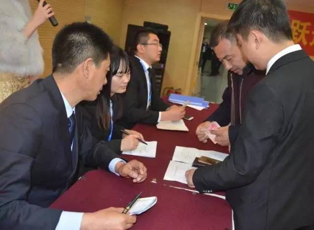 躍迪智能家族集結(jié)亮相鄭州展，萬人見證，共贏未來