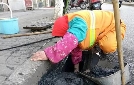 今天,躍迪向平凡而偉大的他們——環衛工人致敬!