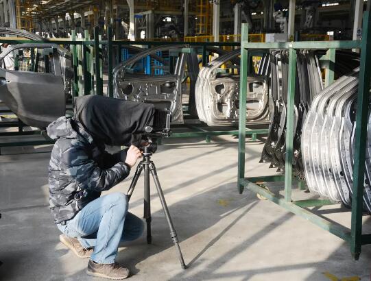 多位攝影名家到河北新宇宙創作采風