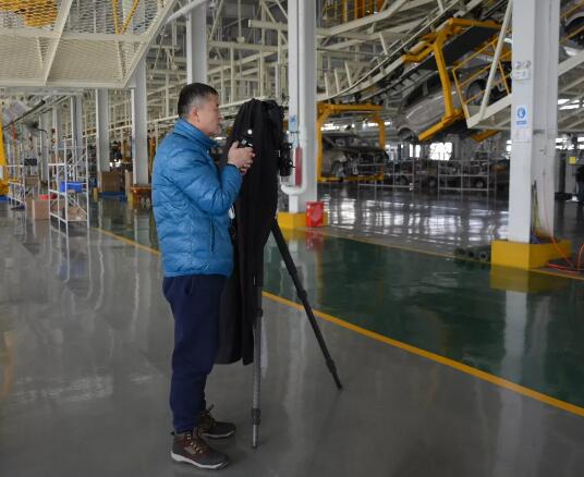 多位攝影名家到河北新宇宙創作采風