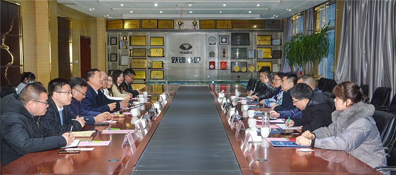 江西省新余市人民政府市長徐鴻一行蒞臨躍迪集團(tuán)考察調(diào)研