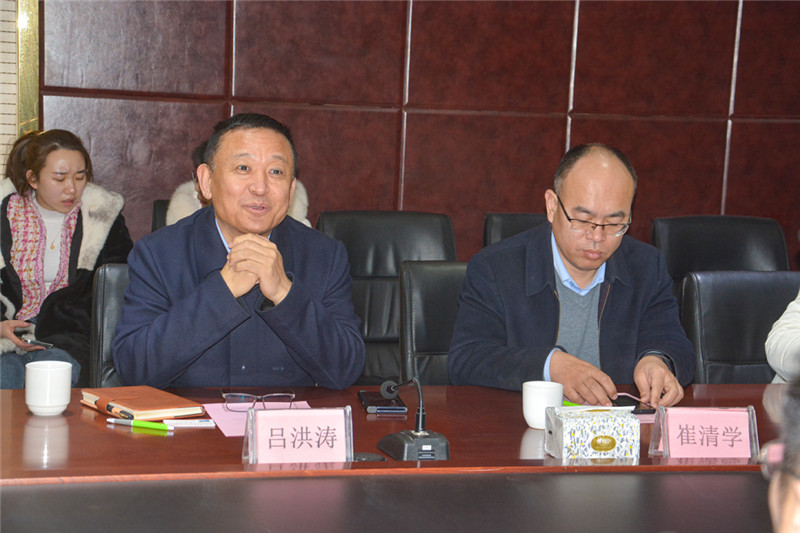 江西省新余市人民政府市長徐鴻一行蒞臨躍迪集團(tuán)考察調(diào)研