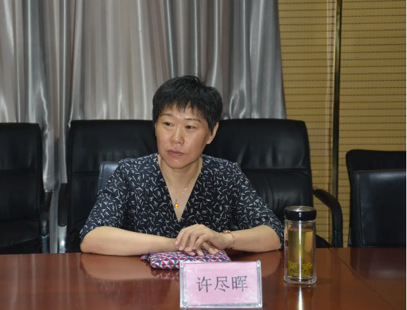 元氏縣長許盡暉到躍迪集團調研疫情防控和旅發大會重點項目工作