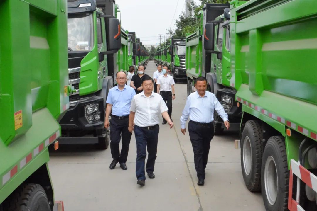 元氏縣委副書記、縣長曹鉑一行蒞臨躍迪集團考察調(diào)研