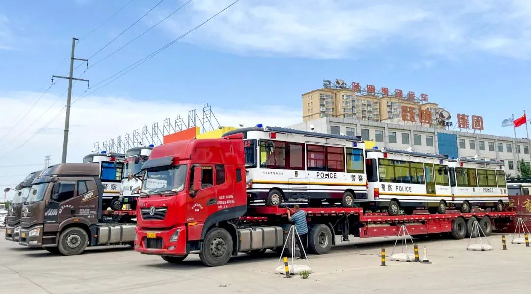 白俄羅斯 BATE 總經理一行赴躍迪集團參觀考察