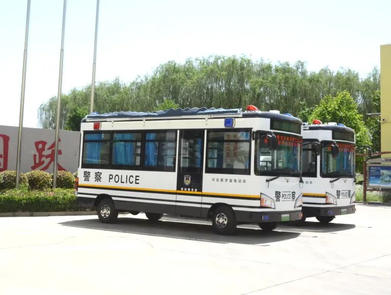 構建安全防線 零距離服務群眾丨躍迪移動警務室發車
