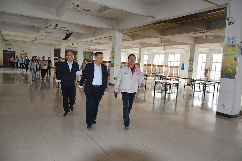 攜手共進/合作共贏/奇瑞集團領(lǐng)導(dǎo)一行蒞臨躍迪集團考察交流