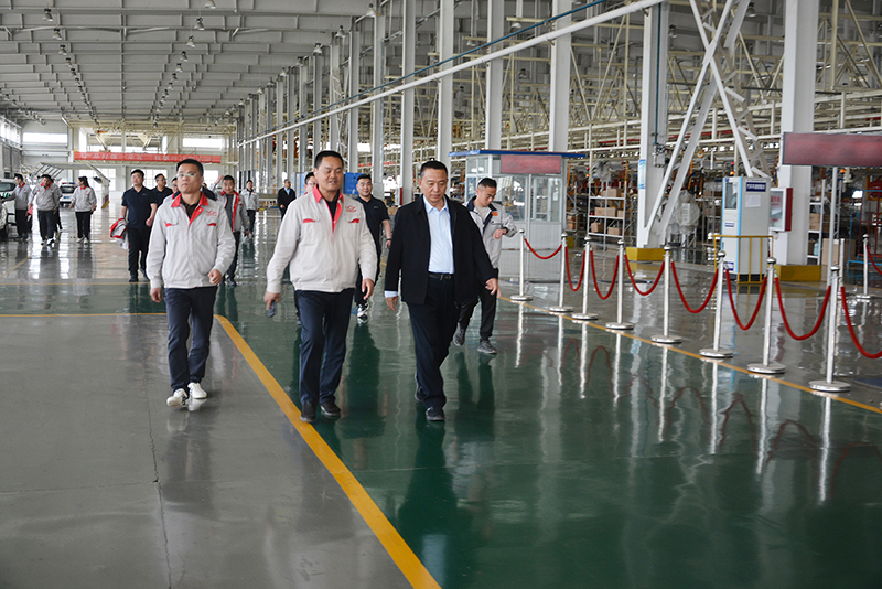 攜手共進/合作共贏/奇瑞集團領(lǐng)導(dǎo)一行蒞臨躍迪集團考察交流